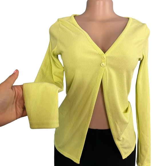 3/$30 🍂 ASOS DESIGN Skinny Longline Cardigan Rib Green - Picture 4 of 9